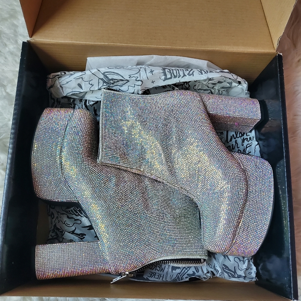 Dollskill boots